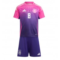 Camisa de Futebol Alemanha Toni Kroos #8 Equipamento Secundário Infantil Europeu 2024 Manga Curta (+ Calças curtas)